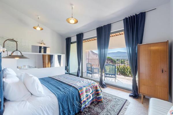 Pignans, Hôtel particulier 9 Chambres -  500 m² à vendre