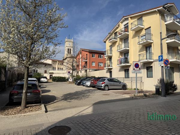 T3 de 70m2 avec 5 balcons donnant sur une vue exceptionnelle .  Grézieu-la-Varenne (69290)