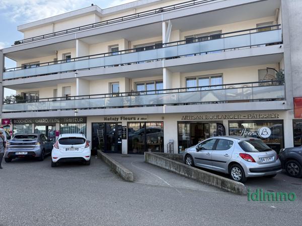 T3 de 70m2 avec 5 balcons donnant sur une vue exceptionnelle .  Grézieu-la-Varenne (69290)