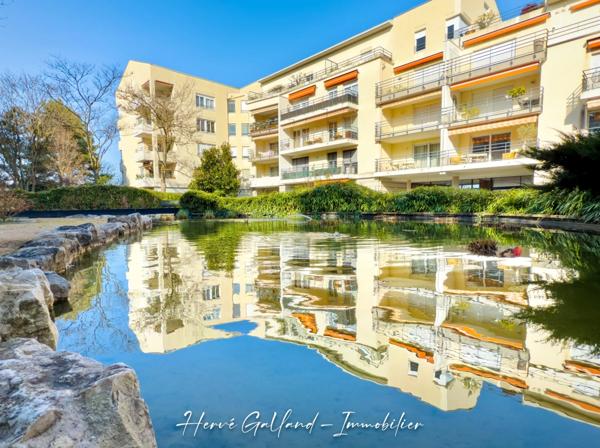 Appartement à vendre 1 pièces avec jardin et garage BRON (69)