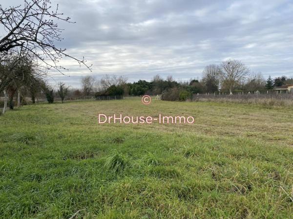 Terrain à vendre de 1 860 m²