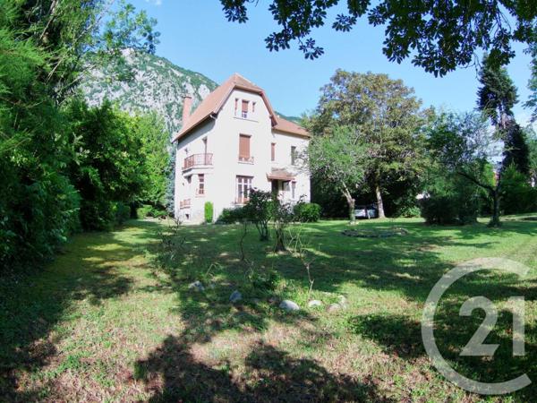 Maison à vendre  7 pièces - 180,50 m2 TARASCON SUR ARIEGE - 09