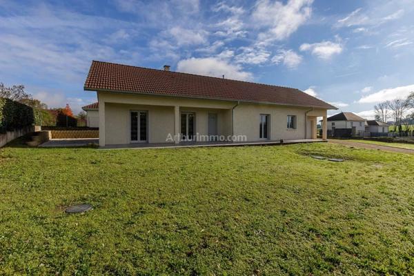 Vente Maison 4 pièces 108 m2 à Morestel