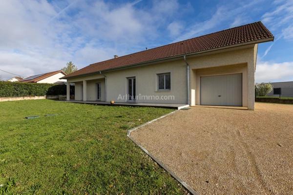 Vente Maison 4 pièces 108 m2 à Morestel