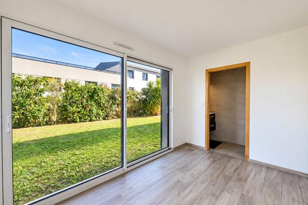 A Vendre Maison Melesse 7 pièces, 210m² habitables, 5 chambres dont une suite parentale au rez-de-chaussée, terrain 539m²