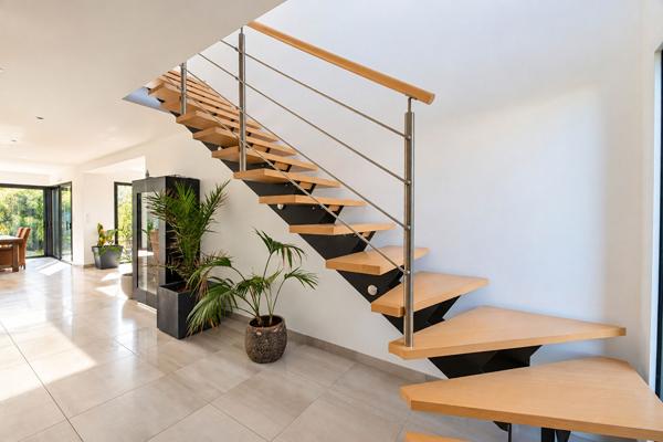 A Vendre Maison Melesse 7 pièces, 210m² habitables, 5 chambres dont une suite parentale au rez-de-chaussée, terrain 539m²