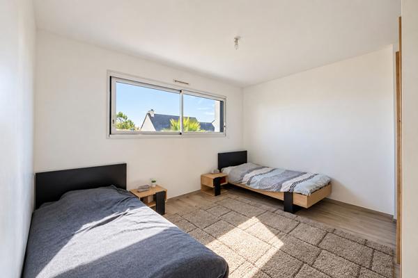 A Vendre Maison Melesse 7 pièces, 210m² habitables, 5 chambres dont une suite parentale au rez-de-chaussée, terrain 539m²
