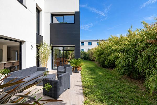 A Vendre Maison Melesse 7 pièces, 210m² habitables, 5 chambres dont une suite parentale au rez-de-chaussée, terrain 539m²