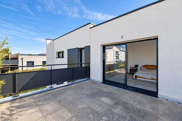 A Vendre Maison Melesse 7 pièces, 210m² habitables, 5 chambres dont une suite parentale au rez-de-chaussée, terrain 539m²