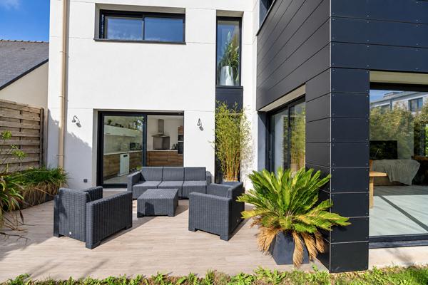 A Vendre Maison Melesse 7 pièces, 210m² habitables, 5 chambres dont une suite parentale au rez-de-chaussée, terrain 539m²