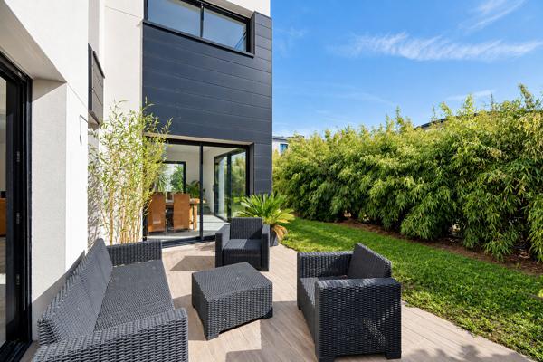 A Vendre Maison Melesse 7 pièces, 210m² habitables, 5 chambres dont une suite parentale au rez-de-chaussée, terrain 539m²