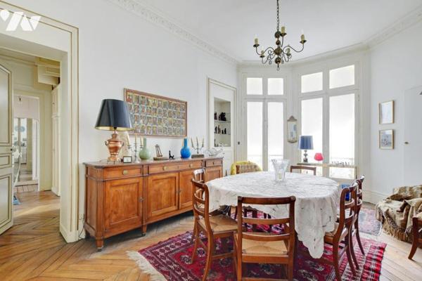 Appartement familial au calme, Rue des Martyrs.