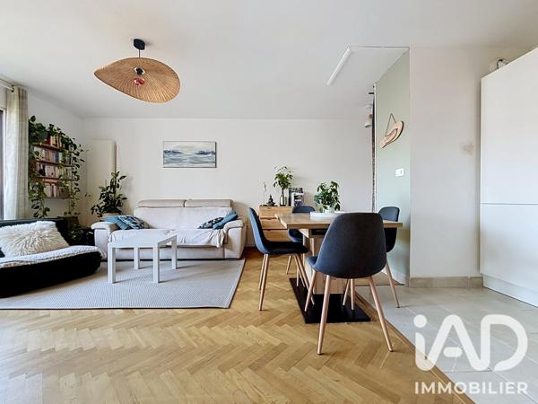 Appartement à vendre 2 pièces 47,02 m² Suresnes