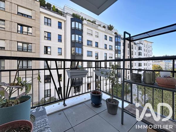Appartement à vendre 2 pièces 47,02 m² Suresnes