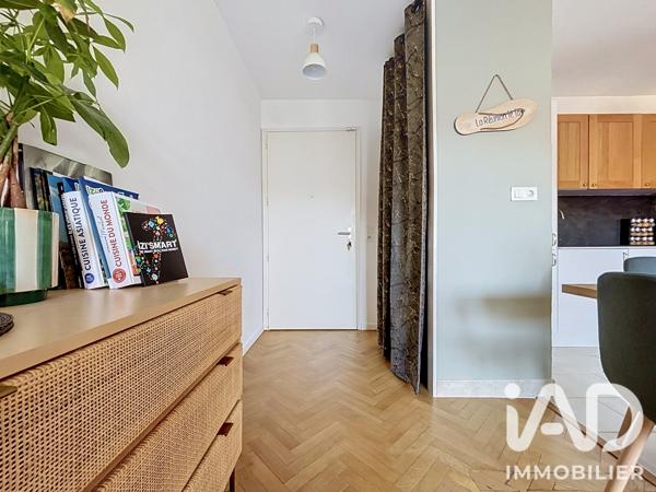 Appartement à vendre 2 pièces 47,02 m² Suresnes