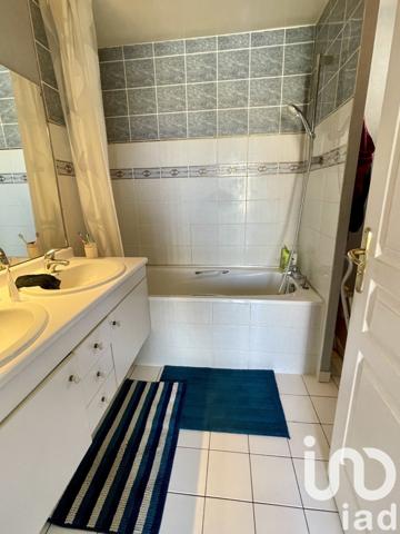 Maison traditionnelle 6 pièces de 141 m² à Soisy-sur-Seine (91450)