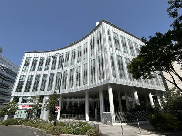 Bureaux neufs avec Roof top à Rueil-Malmaison - Nombreuses prestations de qualité - Au pied du RER A