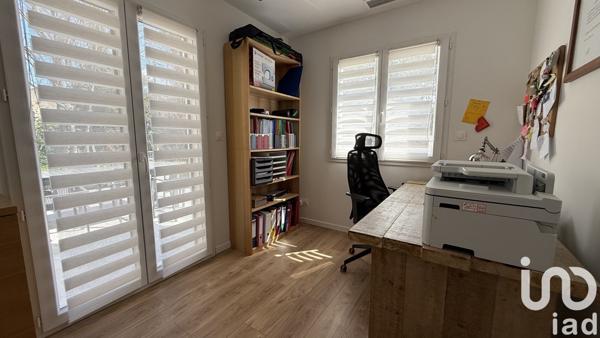 Maison 6 pièces de 131 m² à Bouillargues (30230)