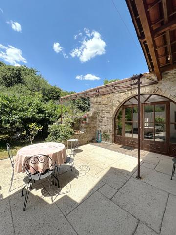 Sud Ardèche / Les Vans — Maison en pierres indépendante, 2 logements & jardin arboré