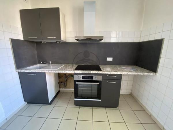 Location                                                      Appartement
                        
                     3 pièces                      70 m2                     à Baume-les-Dames