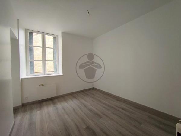 Location                                                      Appartement
                        
                     3 pièces                      70 m2                     à Baume-les-Dames