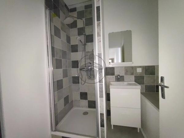 Location                                                      Appartement
                        
                     3 pièces                      70 m2                     à Baume-les-Dames