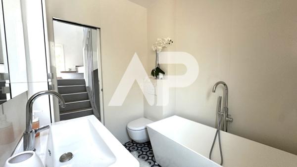 CHAVILLE - Rive Gauche - Maison récente avec 3/4 chambres 698 000 € **  - Référence  757-C