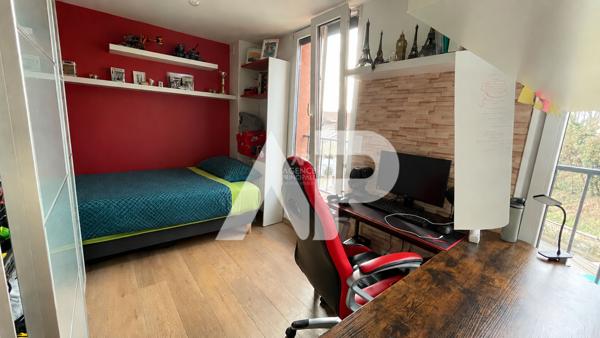 CHAVILLE - Rive Gauche - Maison récente avec 3/4 chambres 698 000 € **  - Référence  757-C