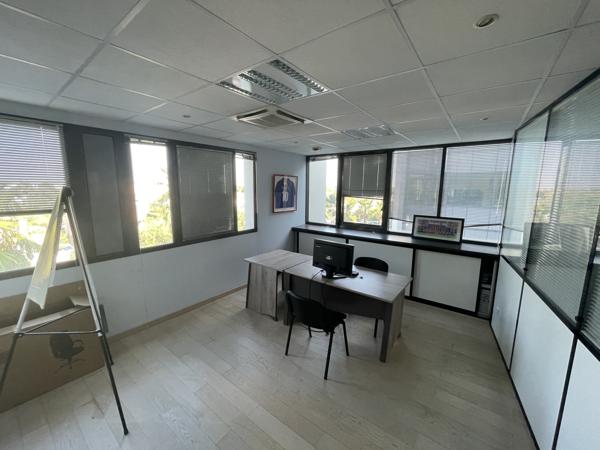 A vendre, Bureaux de 132 m² à Béziers