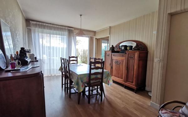 Maison à vendre    5 pièces • 95 m2 Villecresnes