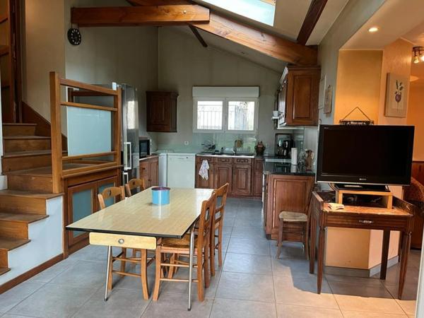 Dpt Corrèze (19), à vendre ESTIVAUX propriete P7