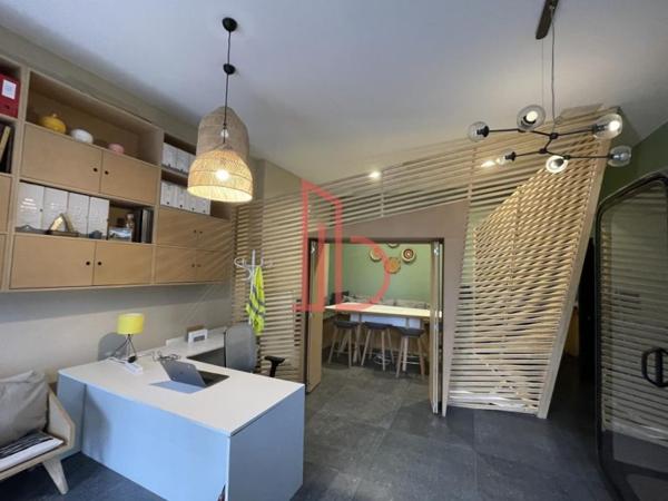 Bureau de 80 m² à louer à Bordeaux Jardin Public Quinconces