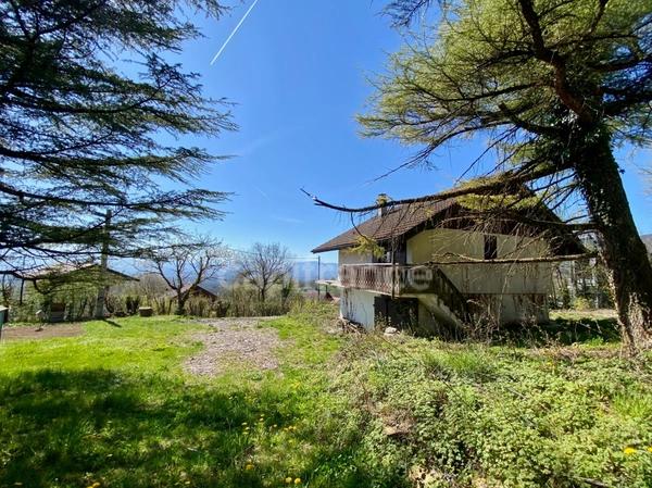 Terrain à vendre 807 m2. Hameau de Feigères-PERON (01)