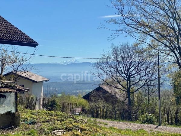 Terrain à vendre 807 m2. Hameau de Feigères-PERON (01)