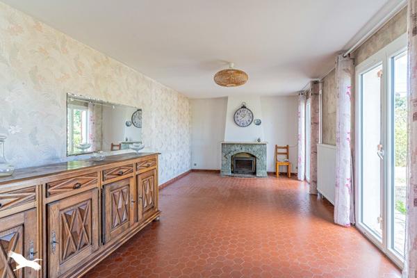 Maison 349 900 € Léognan 4 p 93 m² DPE E