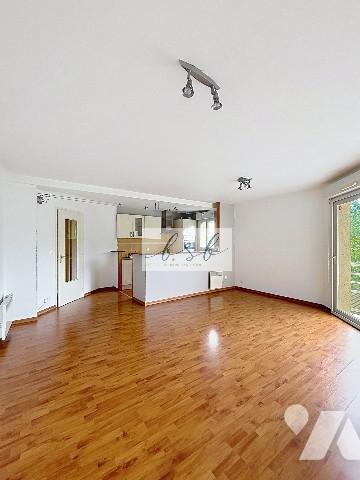 Appartement avec place de parking et cave