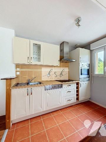 Appartement avec place de parking et cave