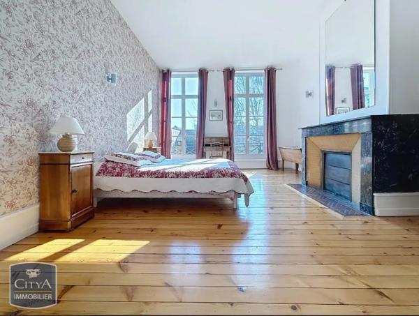 Demeure à vendre 10 pièces 390.81m²