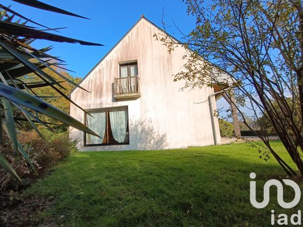 Maison traditionnelle 6 pièces de 165 m² à Plaintel (22940)