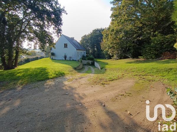 Maison traditionnelle 6 pièces de 165 m² à Plaintel (22940)