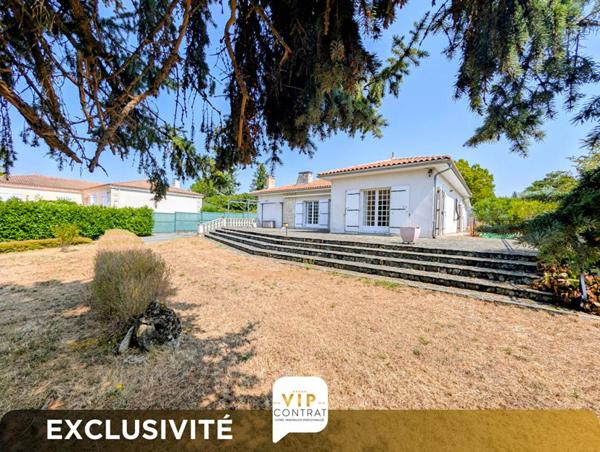 Maison Boutiers Saint Trojan 5 pièce(s) 152 m2 Exclusivité VIP