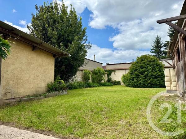 Maison à vendre  7 pièces - 216,71 m 2   EZY SUR EURE  - 27
