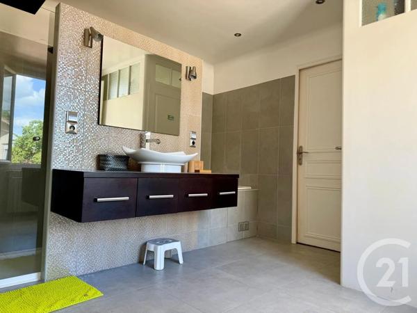 Maison à vendre  7 pièces - 216,71 m 2   EZY SUR EURE  - 27