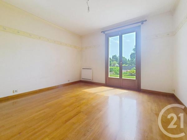 Maison à vendre  6 pièces - 118 m 2   BEUZEVILLE  - 27