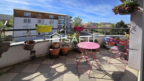 Bel appart avec balcon, garage et vue sur parc