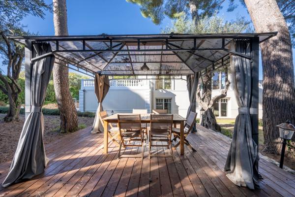 Vente Villa de luxe Cap D'Antibes 5 Pièces 240 m²