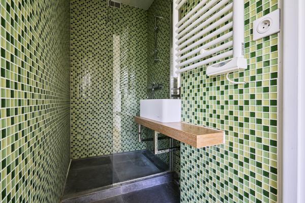 Appartement
         5 pièces
        - 153 m² 388 000 € *