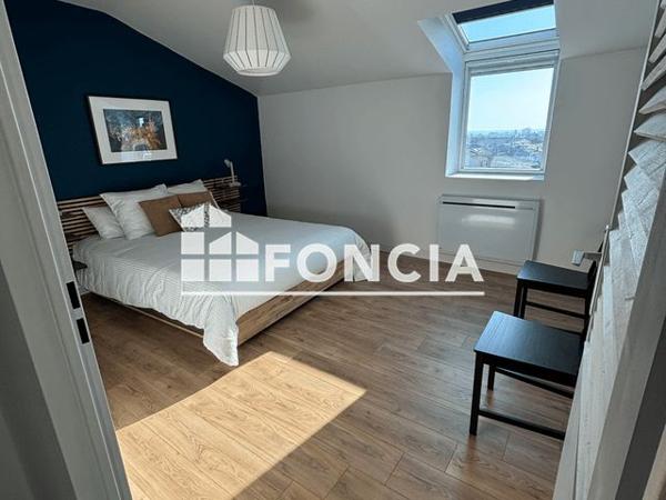 Location Appartement meublé 2 pièces 68.4 m² - 111 Cours du Maréchal Galliéni Bordeaux 33000