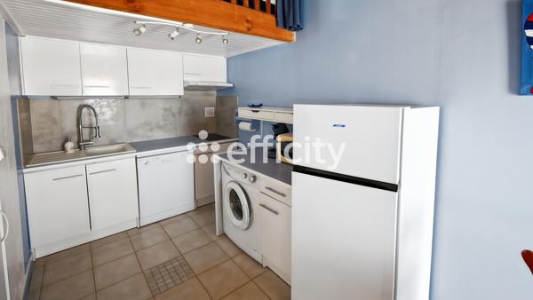 Maison
         2 pièces
        - 35 m² Exclusivité 165 000 € *