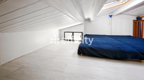 Maison
         2 pièces
        - 35 m² Exclusivité 165 000 € *